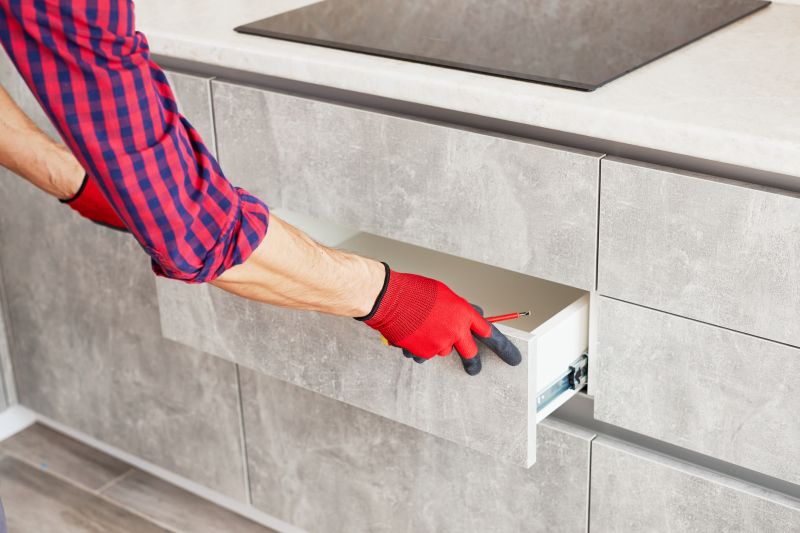 Cabinet Pulls Replacement