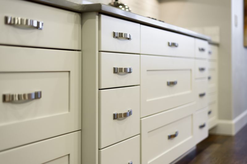 Oak Cabinet Remodeling in Kokomo, IN